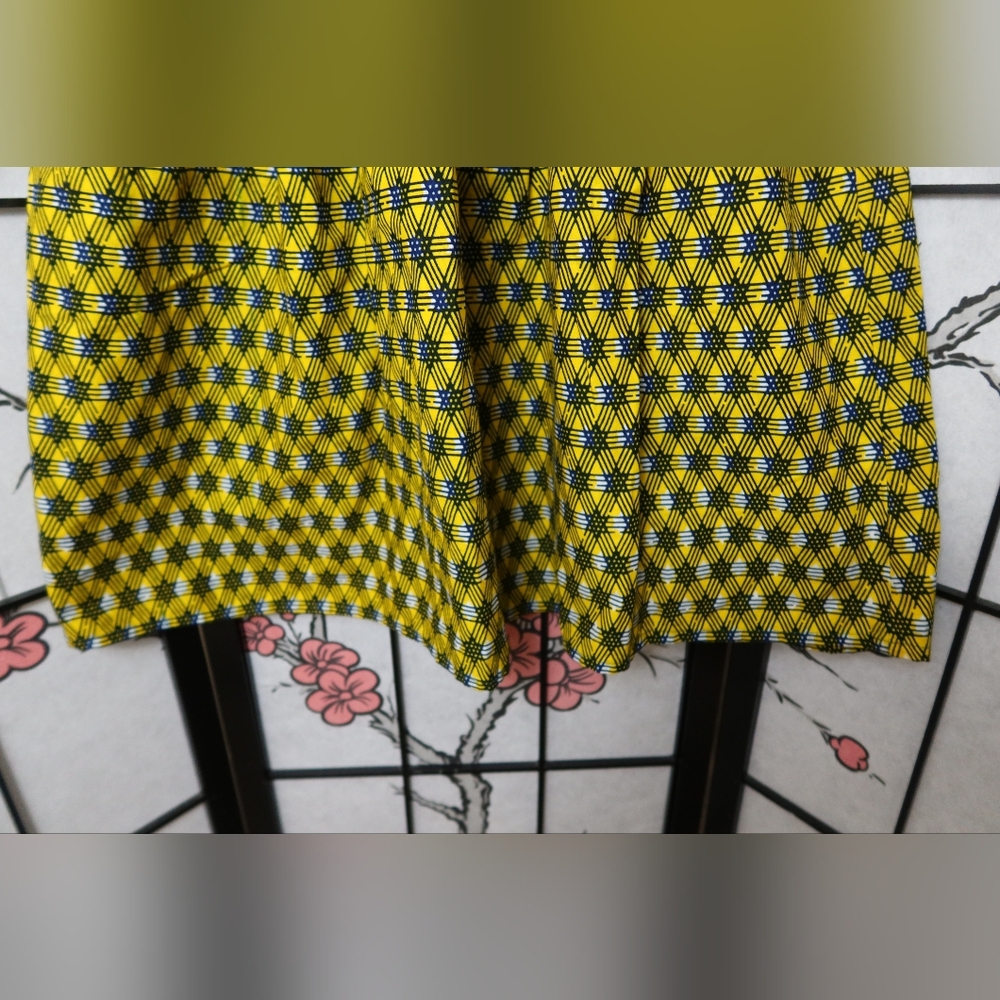 Geometric Patterned Yellow And Black Pleated Mini… - image 7